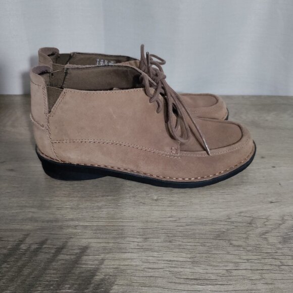 Clarks Nikki Class Boot Woman's Size 6.5 - Picture 2 of 8